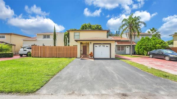 10718 SW 148th Ct, Miami, Florida 33196, image 1