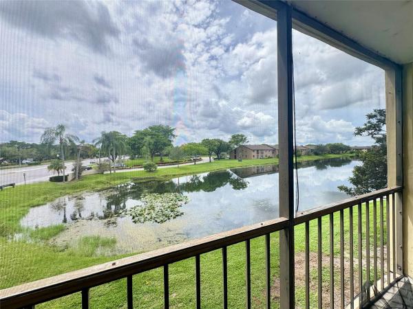 Sunrise Island, 3905 N Nob Hill Rd #201, Sunrise, Florida 33351, image 1