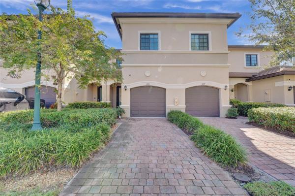 Eastside Village, 4228 N Dixie Hwy 106 ##106, Oakland Park, Florida 33334, image 1