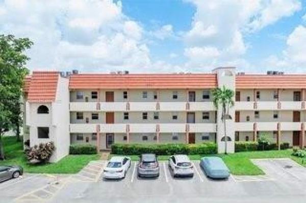 Sunrise Lakes 1, 2871 E Sunrise Lakes Dr #101, Sunrise, Florida 33322, image 1