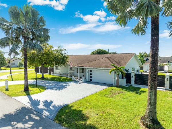 16200 SW 286th St, Unincorporated Dade County, Florida 33033, image 1