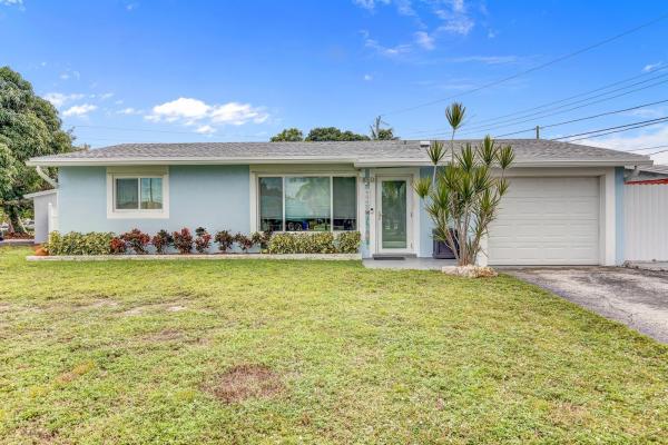North Broward Highlands, 600 SW 14th Pl, Deerfield Beach, Florida 33441, image 1