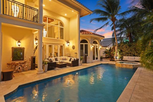 Coral Key Villas, 4850 NE 29th Ave, Lighthouse Point, Florida 33064, image 1