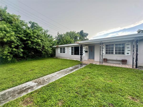 South Hollywood, 1212 S 26th Ave, Hollywood, Florida 33020, image 1