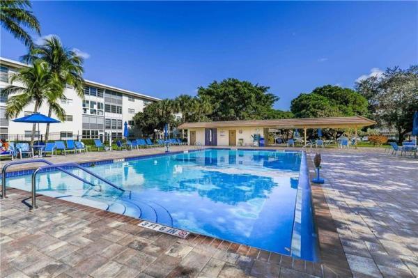 Aruba Village, 3304 Aruba Way L4 ##L4, Coconut Creek, Florida 33066, image 1