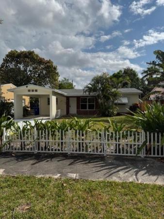 Poinciana Park, 200 SE 19th St, Fort Lauderdale, Florida 33316, image 1