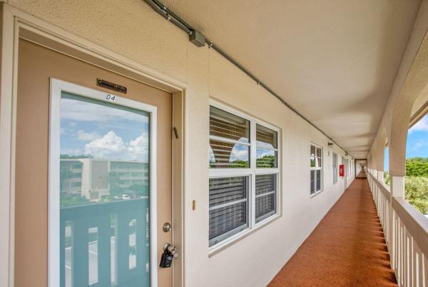 Lucaya Village, 2202 Lucaya Bnd #D4, Coconut Creek, Florida 33066, image 1