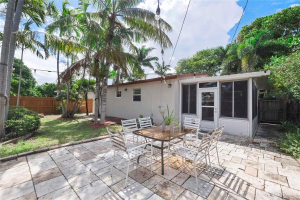 Patterson Park, 221 NE 57th St, Oakland Park, Florida 33334, image 1