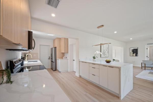 Westwood Manor Estates, 2442 NW 170th St, Miami Gardens, Florida 33056, image 1