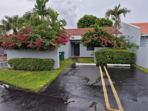 Grove Villas West, 15337 SW 80th Ln, Kendall West, Florida 33193, image 2