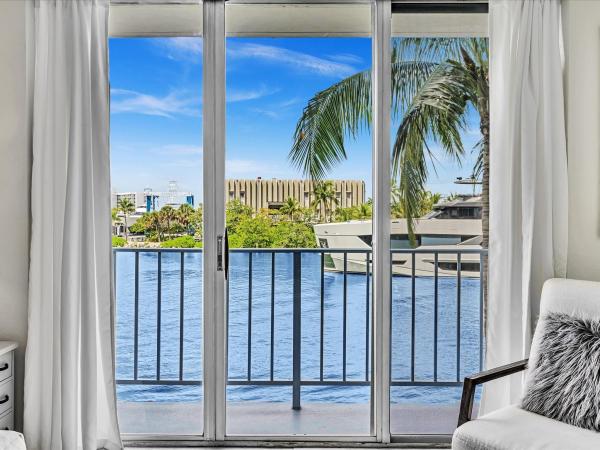 Seacrest Towers, 1609 N Riverside Dr 204 ##204, Pompano Beach, Florida 33062, image 1