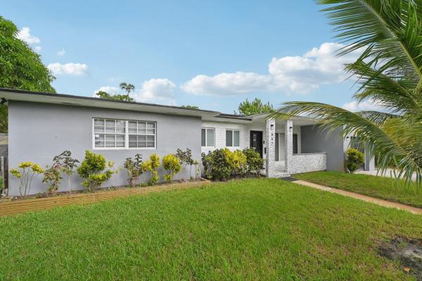 Melrose Park, 667 W Melrose Cir, Fort Lauderdale, Florida 33312, image 1