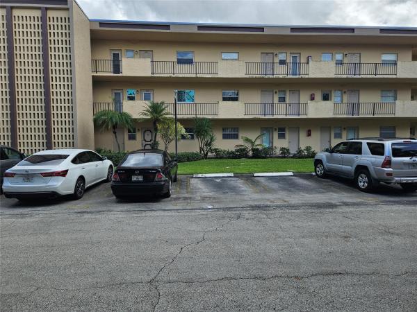 Ashbury House Of Carriage Hills, 200 Ashbury Rd 301 ##301, Hollywood, Florida 33024, image 1