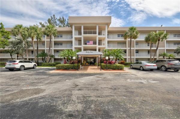 Palm-Aire Country Club 3, 3051 S Palm Aire Dr 102 ##102, Pompano Beach, Florida 33069, image 1