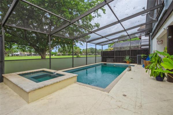 Arbor Green At Pembroke Lakes, 1400 W Sandpiper Cir, Pembroke Pines, Florida 33026, image 1