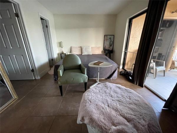 Villas At Lakeview, 5200 NW 31st Ave #141, Fort Lauderdale, Florida 33309, image 2