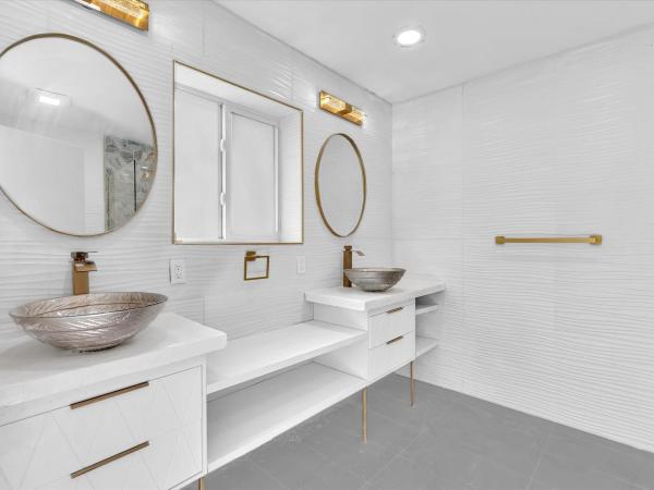 Palm Lane Villa, 6641 Douglas St, Hollywood, Florida 33024, image 2