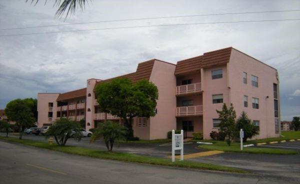 Sunrise Lakes 3, 9481 Sunrise Lakes Blvd 310 ##310, Sunrise, Florida 33322, image 1