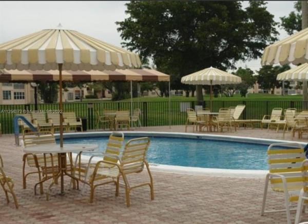 Sunrise Lakes 3, 9481 Sunrise Lakes Blvd 310 ##310, Sunrise, Florida 33322, image 1