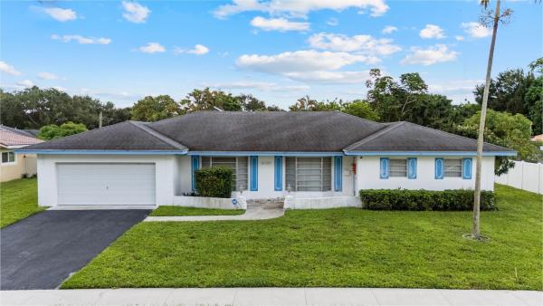 Plantations Secluded Gardens, 660 NW 74th Ter, Plantation, Florida 33317, image 1