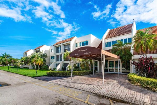 Racquet Club Village, 100 Lakeview Dr #206, Weston, Florida 33326, image 1