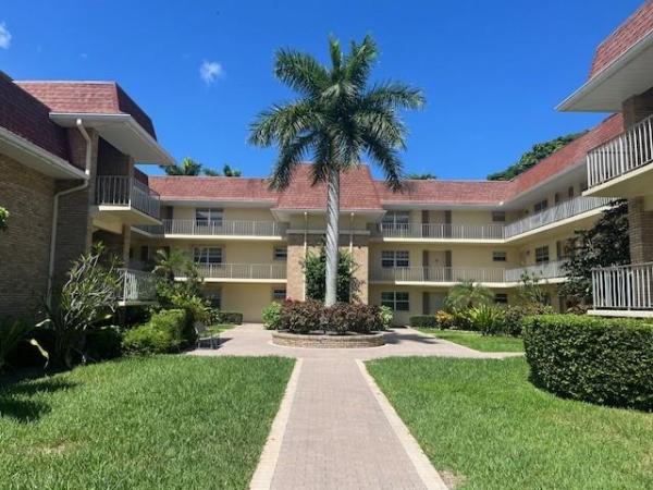 Tamberlane, 5580 Tamberlane Cir 133, Palm Beach Gardens, Florida 33418, image 1