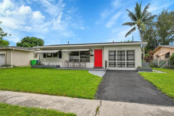 Sunrise Golf Village, 8360 NW 26th St, Sunrise, Florida 33322, image 1