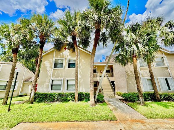 Royal Grenadier, 9657 Riverside Dr H5 ##5H, Coral Springs, Florida 33071, image 1