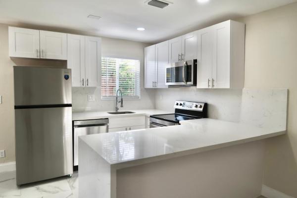 Cypress Gardens, 110 SW 20th Ave, Fort Lauderdale, Florida 33312, image 1