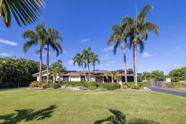 Country Corners, 6331 SW 188th Ave, Southwest Ranches, Florida 33332, image 1