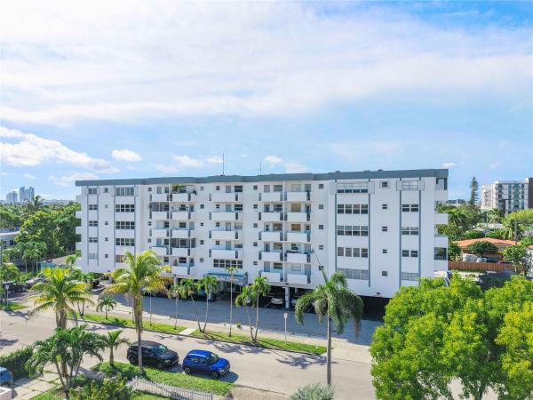 Sun Haven Towers, 1720 Jefferson St 212 ##212, Hollywood, Florida 33020, image 1