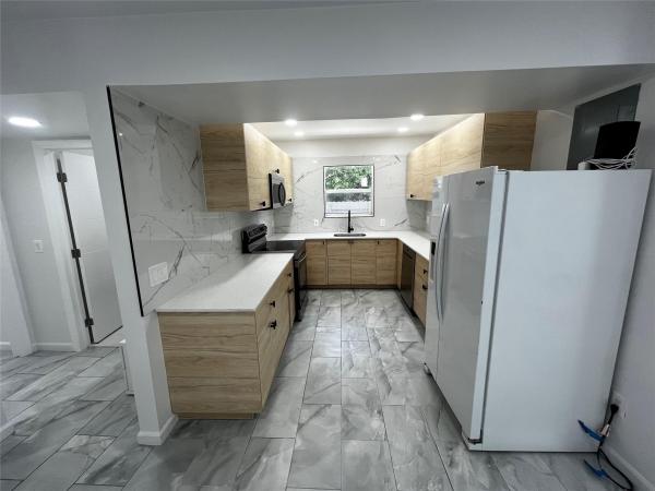 Rockmoor Villa, 136 NE 60th St, Miami, Florida 33137, image 1