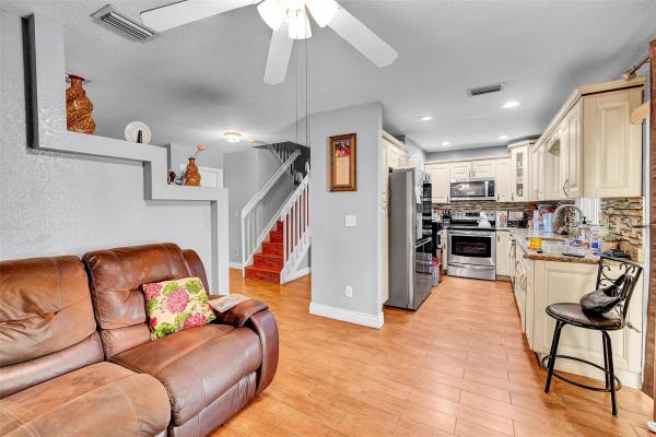 2333 SW 87th Ter, Miramar, Florida 33025, image 1