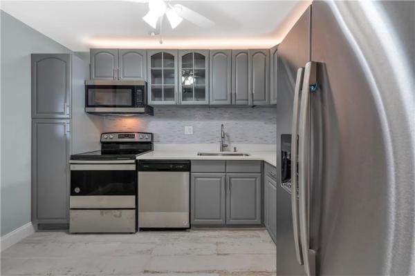 Environ 2, 7080 Environ Blvd #522, Lauderhill, Florida 33319, image 2