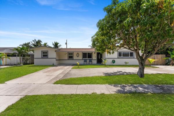 Lantana Heights, 1434 W Trammell St, Lantana, Florida 33462, image 1