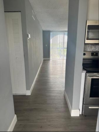 9460 Fontainebleau Blvd #528, Miami, Florida 33172, image 1