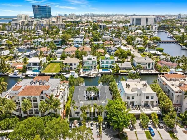 La Casa Del Rio Vista, 1524 SE 12th St #5, Fort Lauderdale, Florida 33316, image 2
