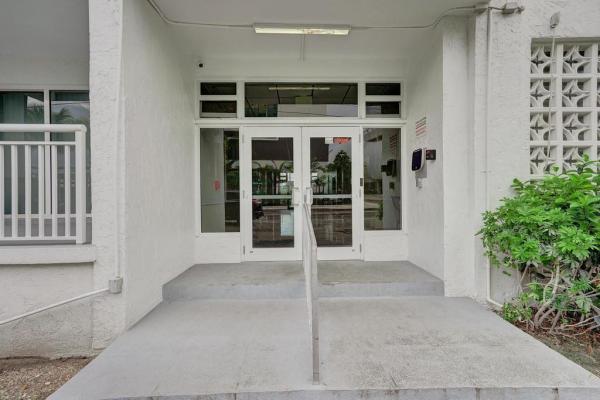 Leisure Beach, 200 S Birch Rd #305, Fort Lauderdale, Florida 33316, image 1