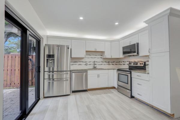Garden Lakes, 730 7th Ln, Palm Beach Gardens, Florida 33418, image 1