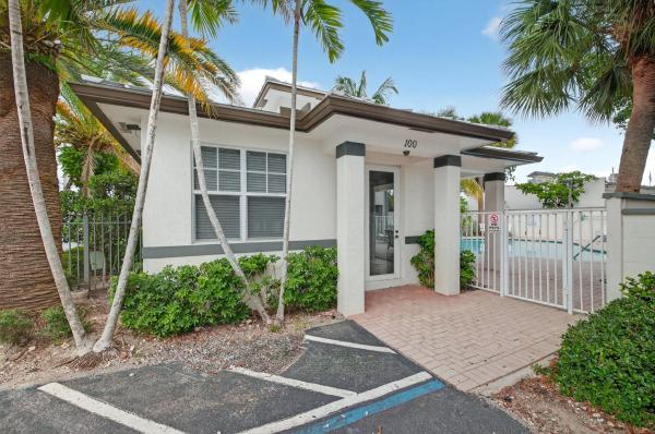 Atlantic East Townhomes, 737 SE 1st Ct, Pompano Beach, Florida 33060, image 1