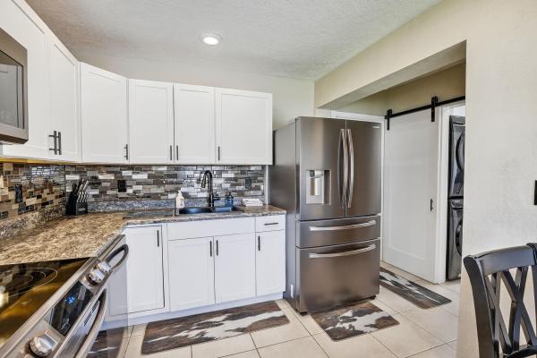 Driftwood Acres, 6850 Atlanta St, Hollywood, Florida 33024, image 2