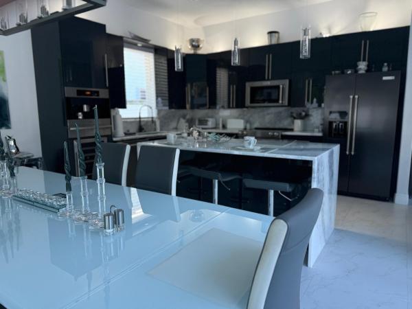 Okey Estates, 830 Bailey St, Boca Raton, Florida 33487, image 2