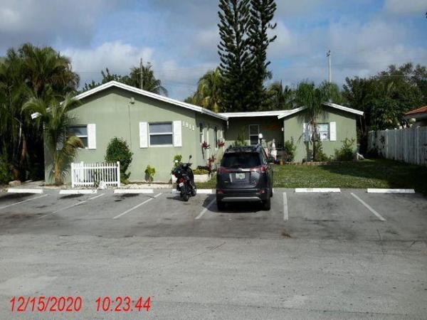 Lighthouse Point Estates, 1911 NE 28th St 1-4 ##1-4, Lighthouse Point, Florida 33064, image 1