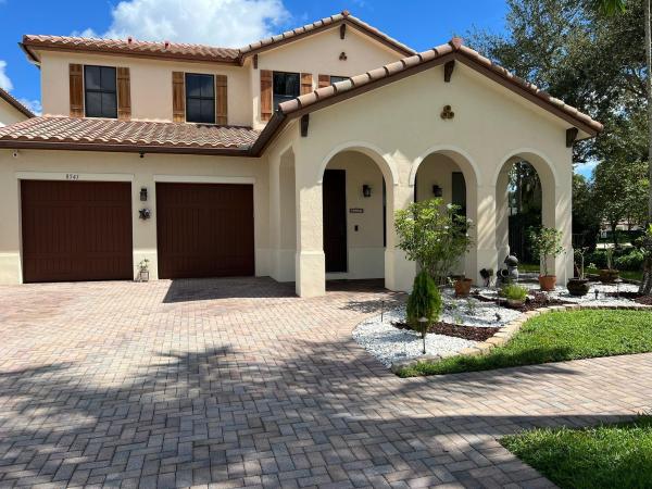 8541 NW 38th St, Pembroke Pines, Florida 33024, image 1