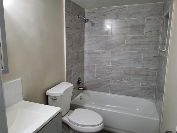 Apartments At Timberlake, 1501 Crescent Cir #E42, Lake Park, Florida 33403, image 2