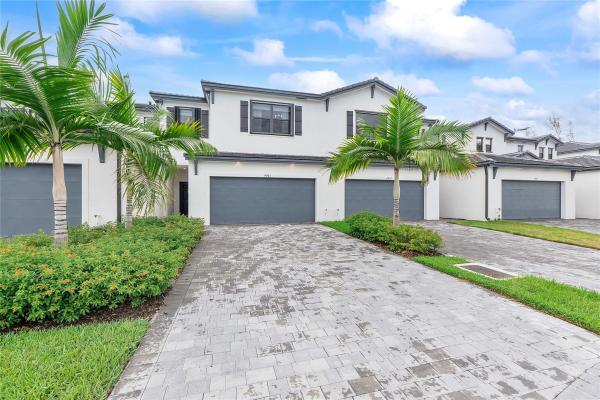 4965 Oakmont Dr, Dania Beach, Florida 33312, image 1