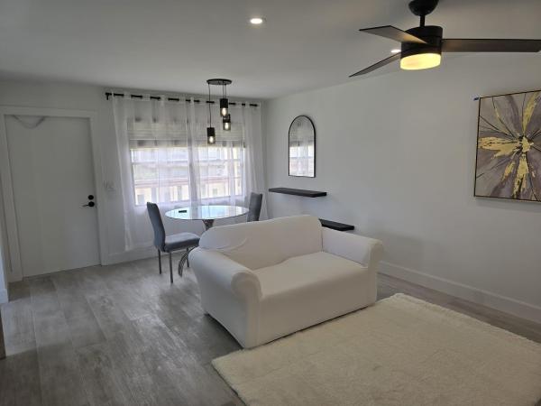 319 Preston H, Boca Raton, Florida 33434, image 1