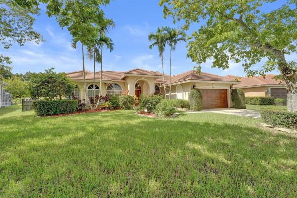 Kensington Glen, 4869 Kensington Cir, Coral Springs, Florida 33076, image 1