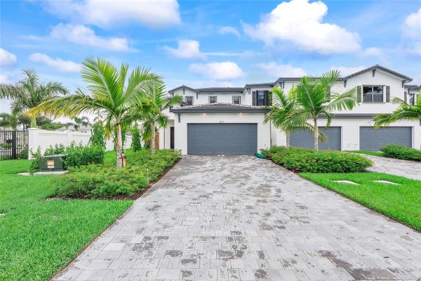 4973 Oakmont Dr, Dania Beach, Florida 33312, image 1