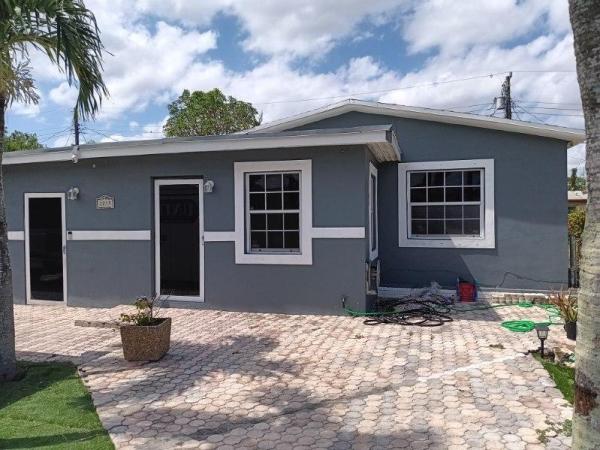 Franklin Park, 2215 NW 9th Ct, Fort Lauderdale, Florida 33311, image 1